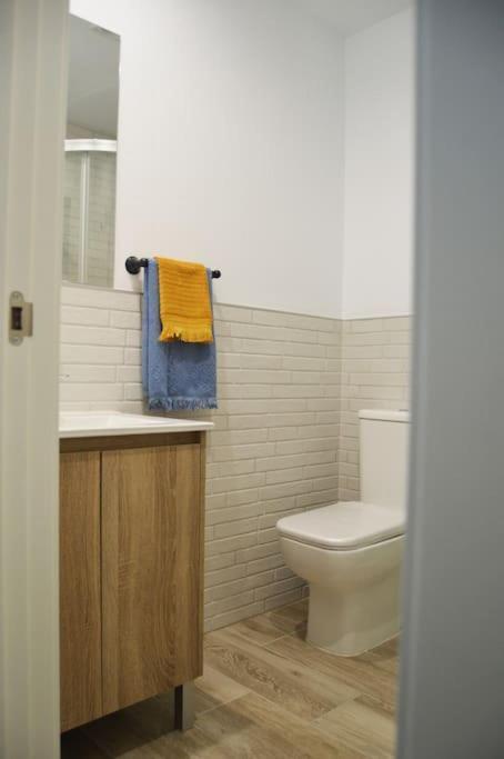 Apartamento Ana'S Cerca Del Parque Tecnologico Malaga Ngoại thất bức ảnh